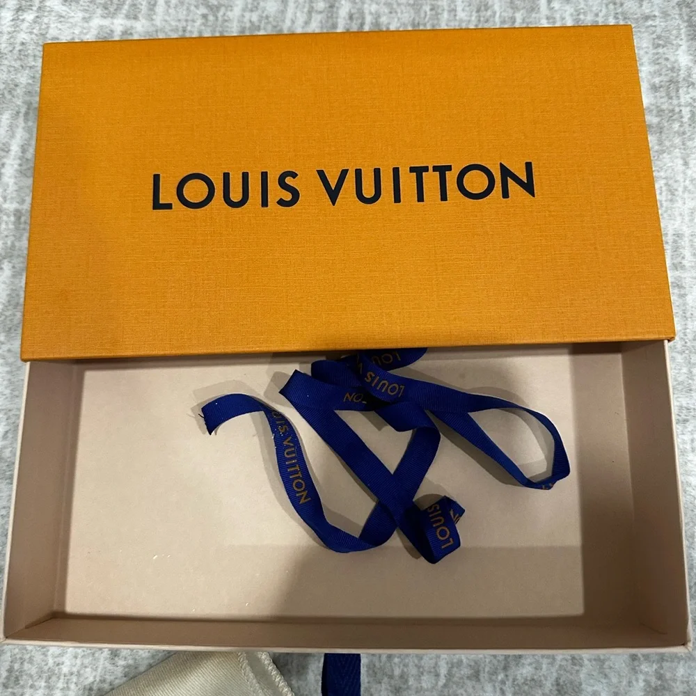 ✨💎COLLECTIBLE 💎✨LOUIS VUITTON Watercolor Zippy Organizer wallet w/COA,Dusty - Picture 11 of 12
